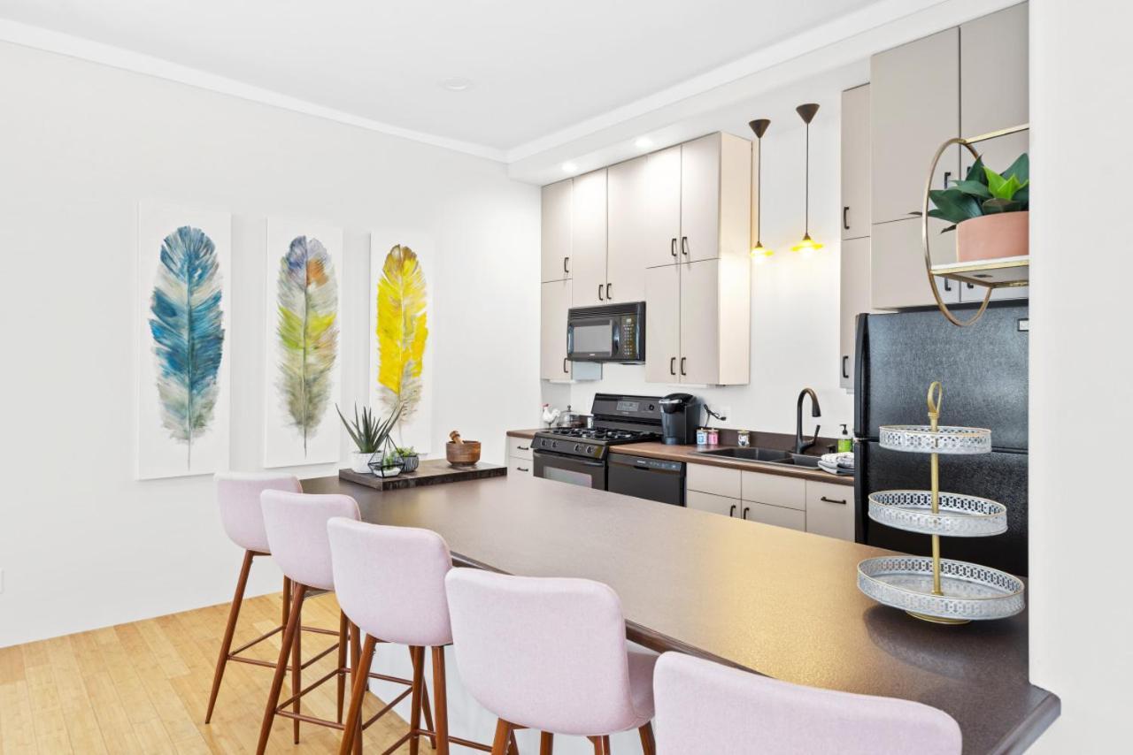 115 N Main Huge 2 Bedroom Unit On Main Street Saint Charles Extérieur photo