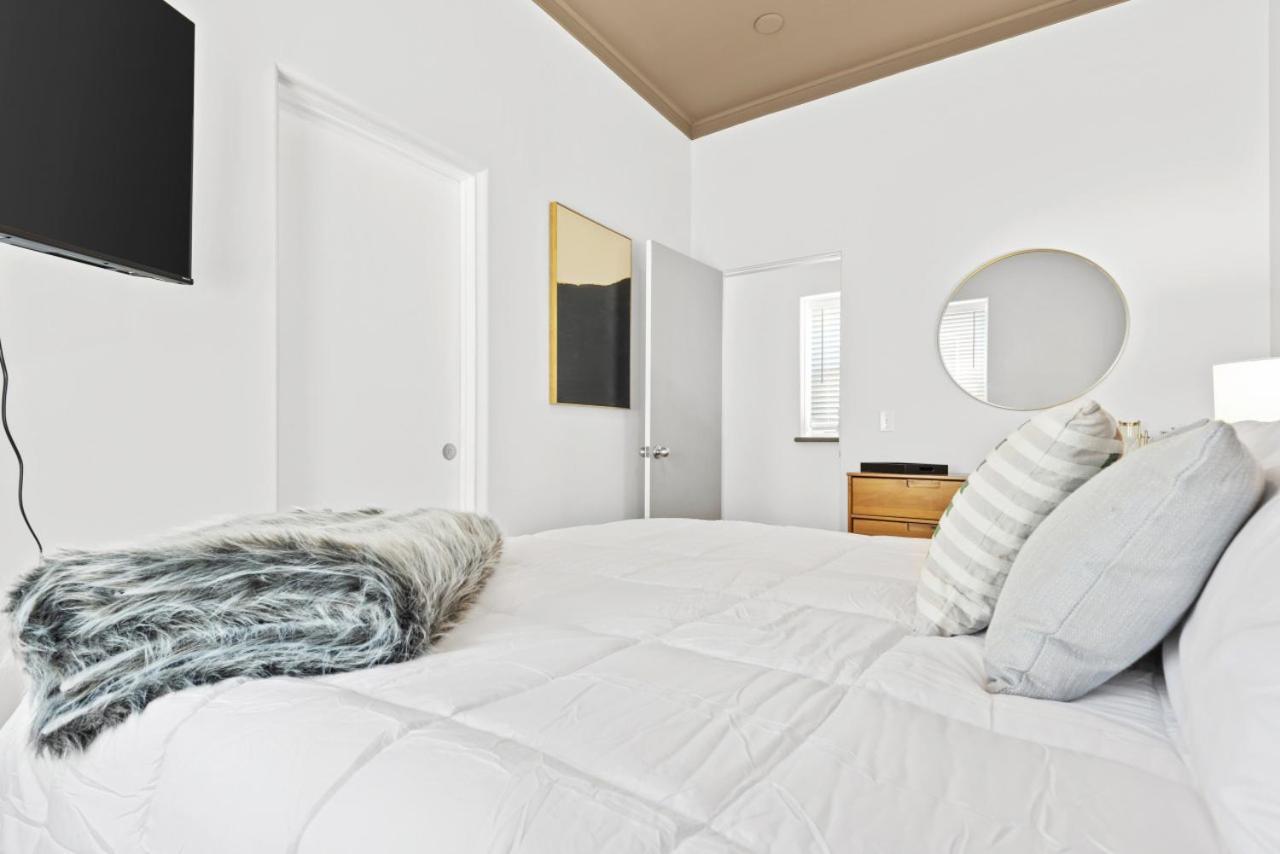 115 N Main Huge 2 Bedroom Unit On Main Street Saint Charles Extérieur photo